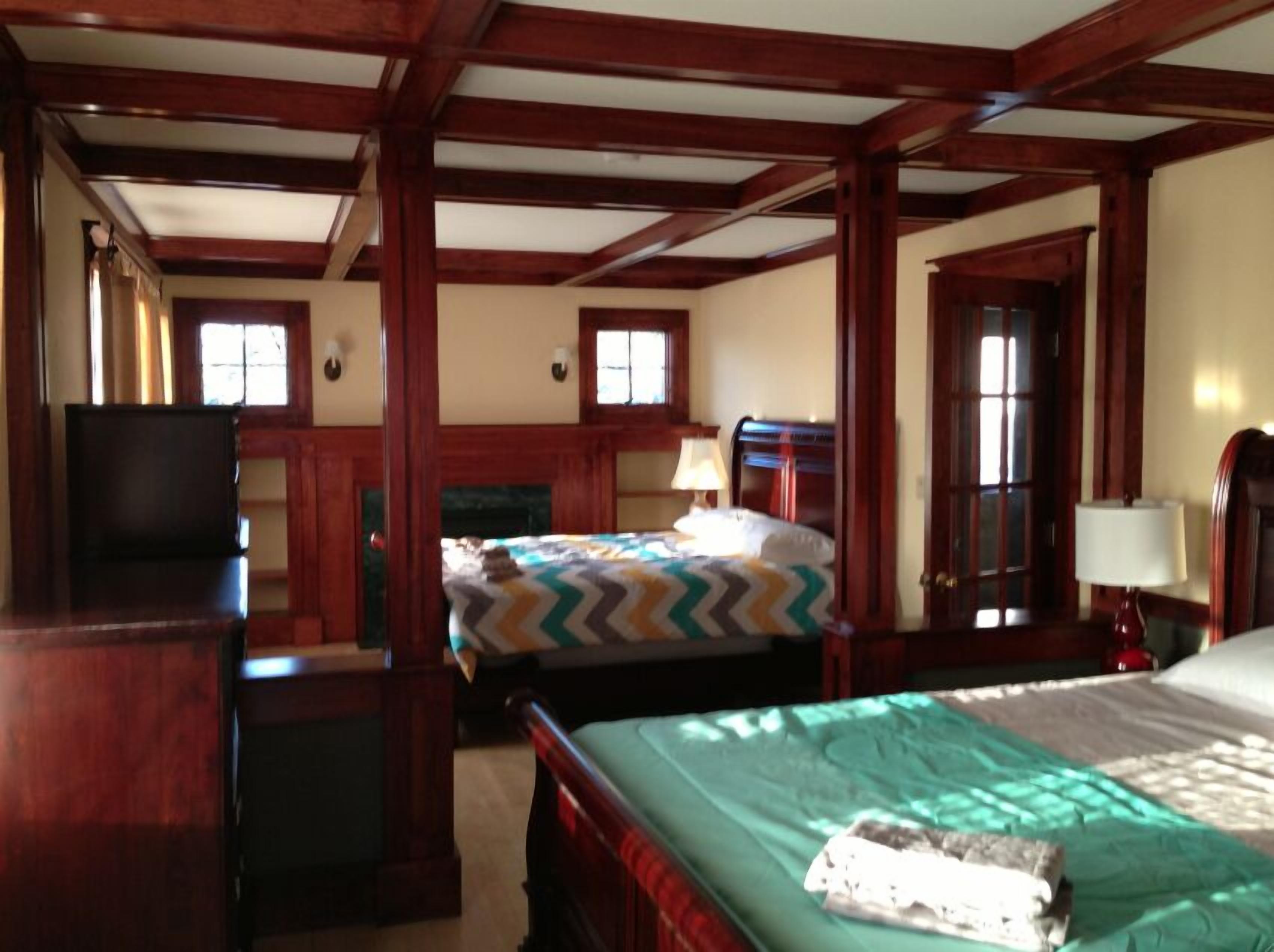 Stunning Oceanfront Home With Amazing Views ~ Private Lovely Beach Area