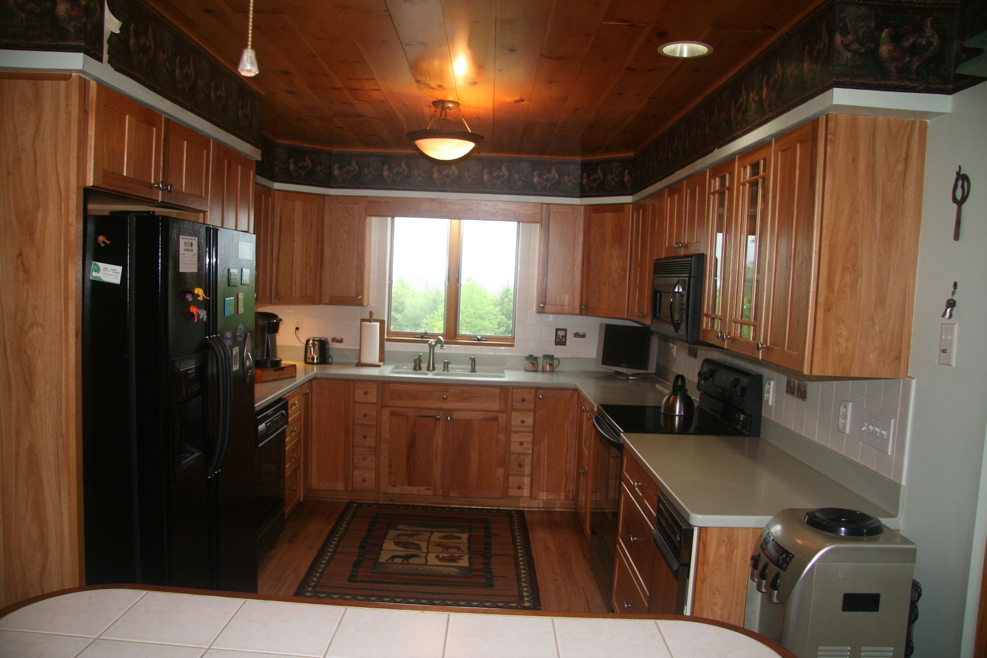 Sunny Adirondack Getaway, Mountain Views, Perfect for Families, Pet Friendly