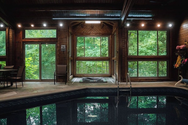 pool and hot tub view to back woods