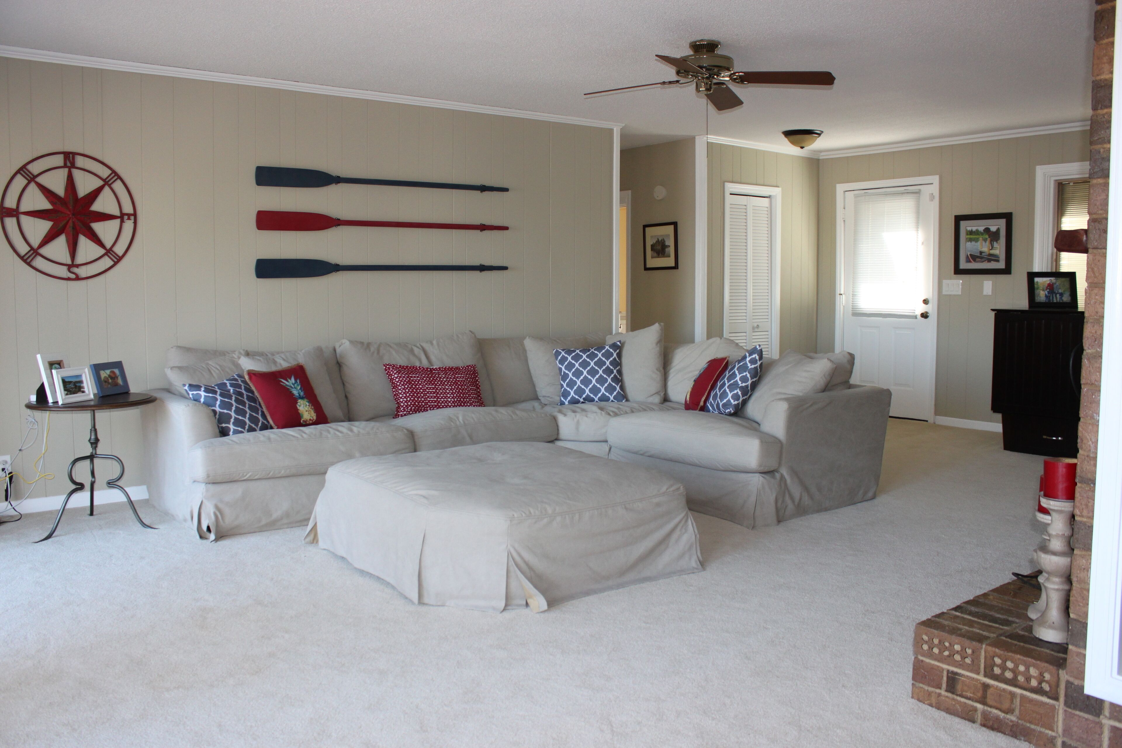 Spacious, Newly Renovated 2BR/2BA Lakefront  Home. Million Dollar Views!