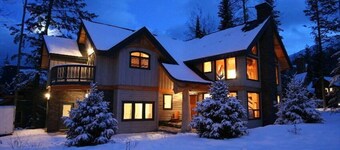 Kicking Horse Cabin Retreat