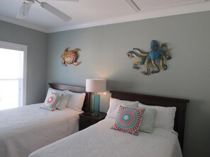 4 bedrooms, free WiFi, bed sheets