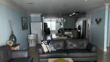 TV connectée, lecteur de DVD, chaîne hi-fi