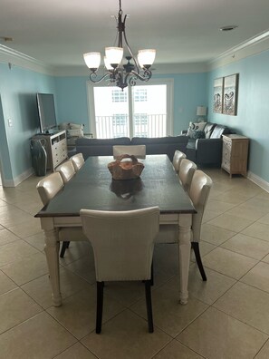 Interior - Spacious LUXURY Villa with stocked kitchen,WiFi, Ask about 2025 special rates. (North Myrtle Beach)