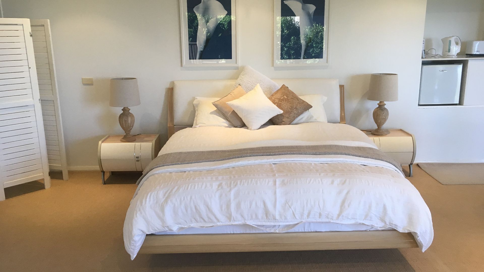 seven mile beach bed and breakfast