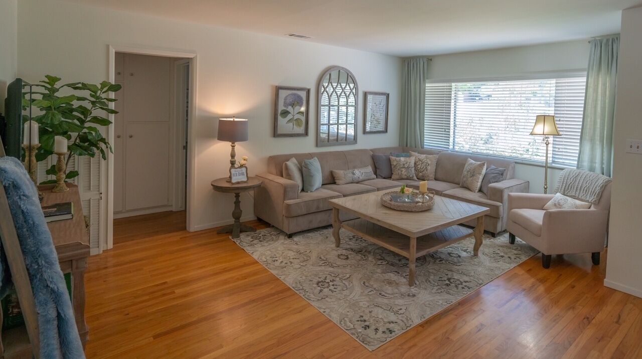 Cozy Southern California Lavender Cottage Sierra Madre