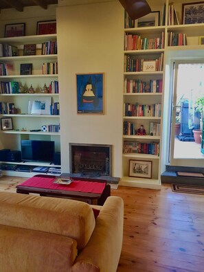 Smart TV, DVD player, books, music library