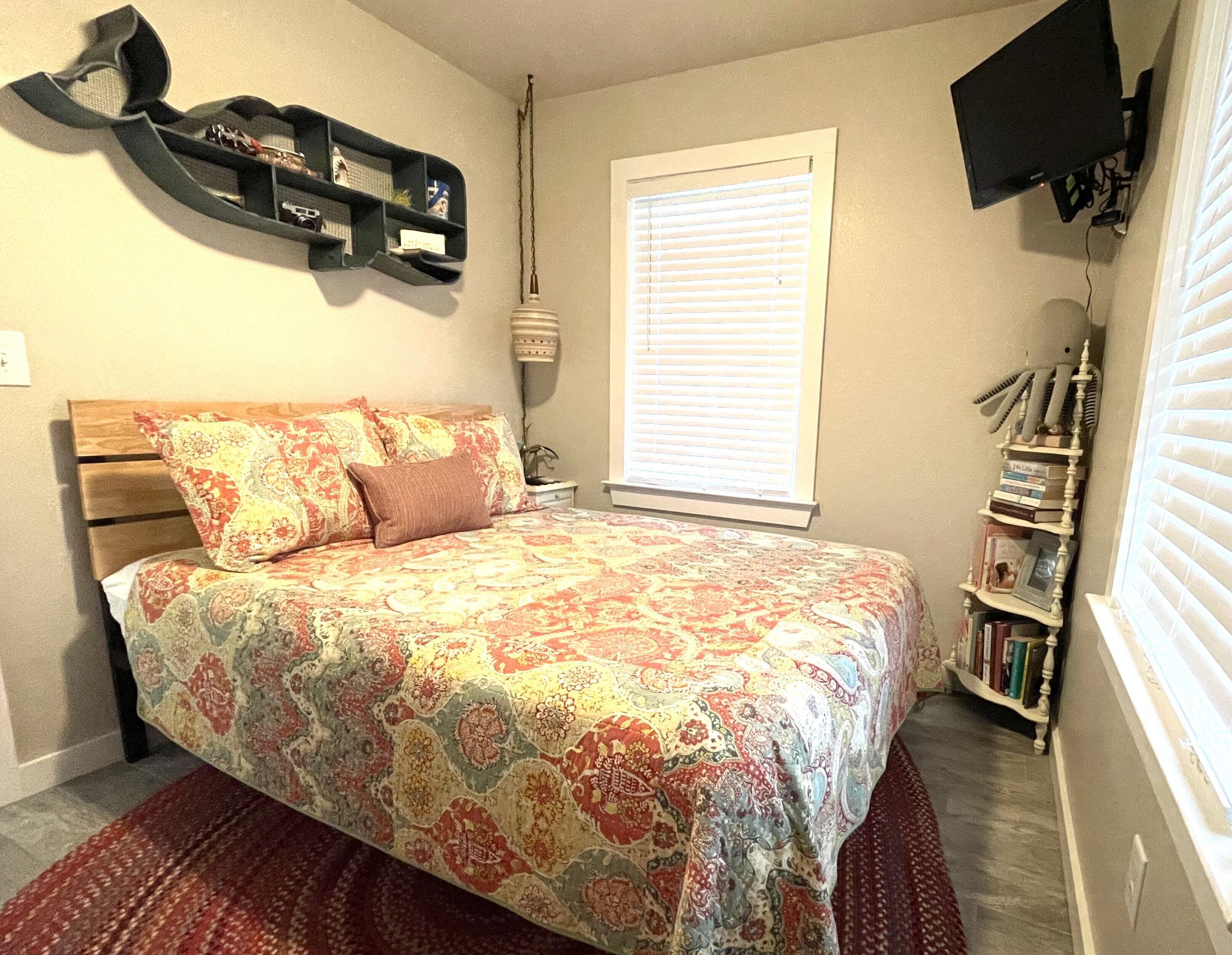 Carova Beach Canal Front Cottage  <br>*4x4 required <br>*Beach Parking Pass provided*