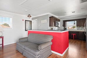 Smart TV, offices