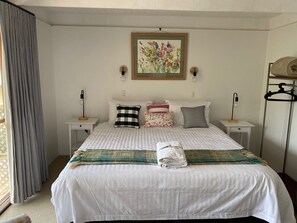 3 soverom, strykejern/-brett, wi-fi og sengetøy