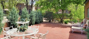 Casa Los Dos - 5 senge en blok til Canyon Rd!