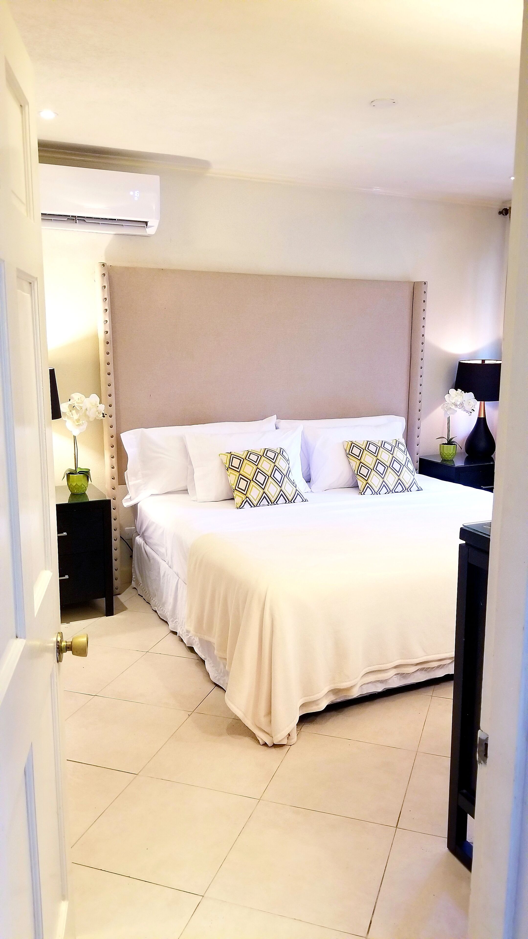 2 bedrooms, in-room safe, iron/ironing board, WiFi
