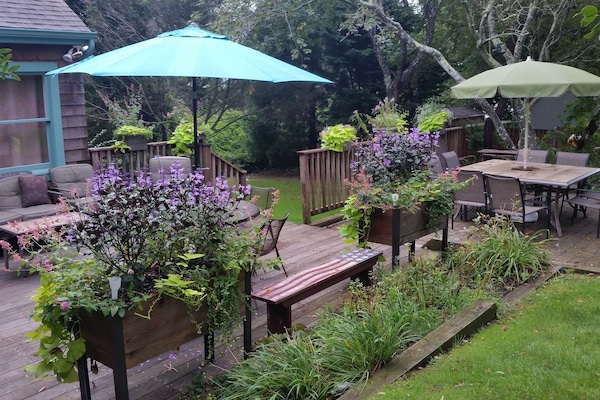 Front deck with grill, and dining for 12