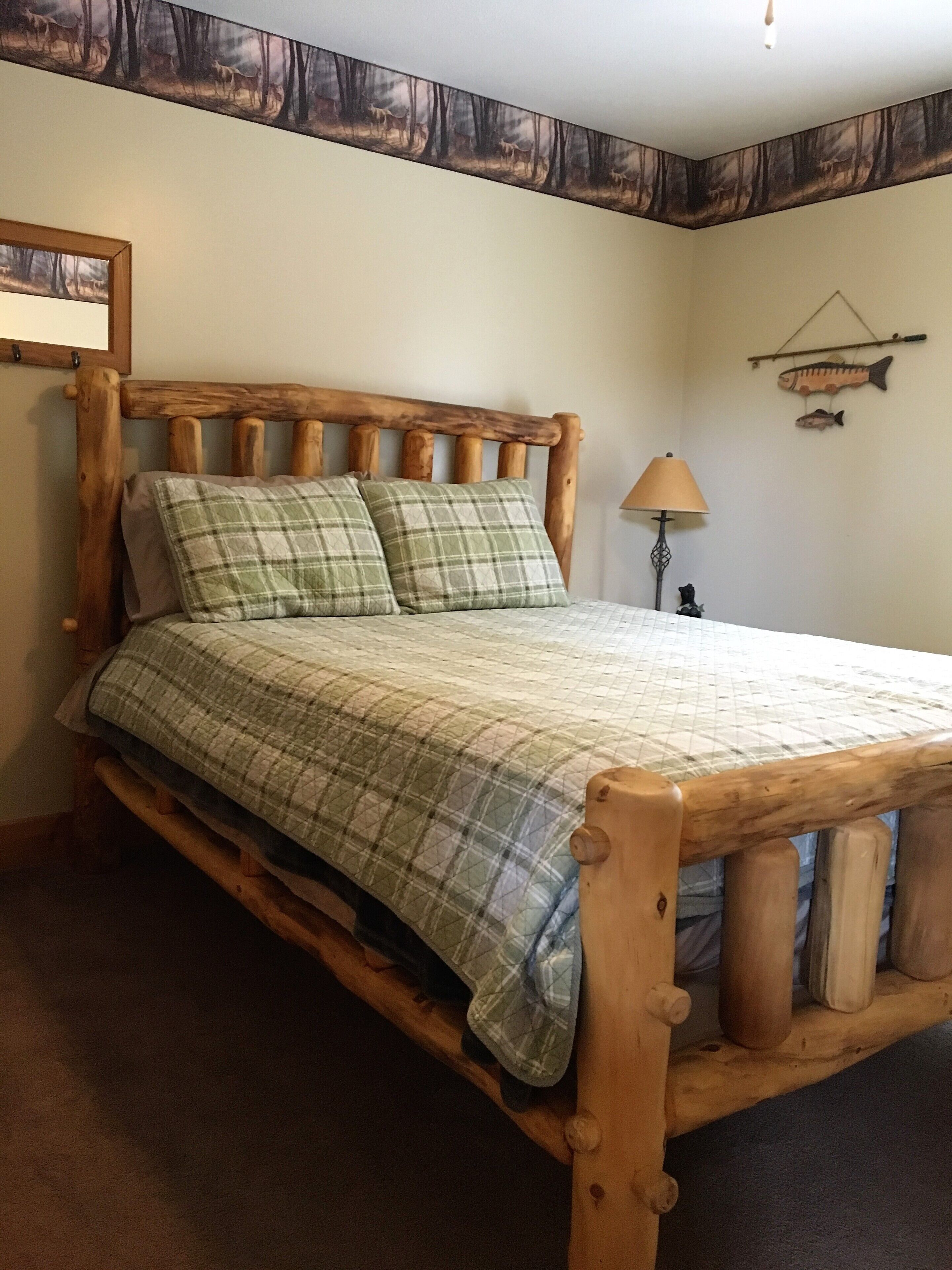 Spacious Private Retreat with Great Views of Page Valley & Blue Ridge Mountains