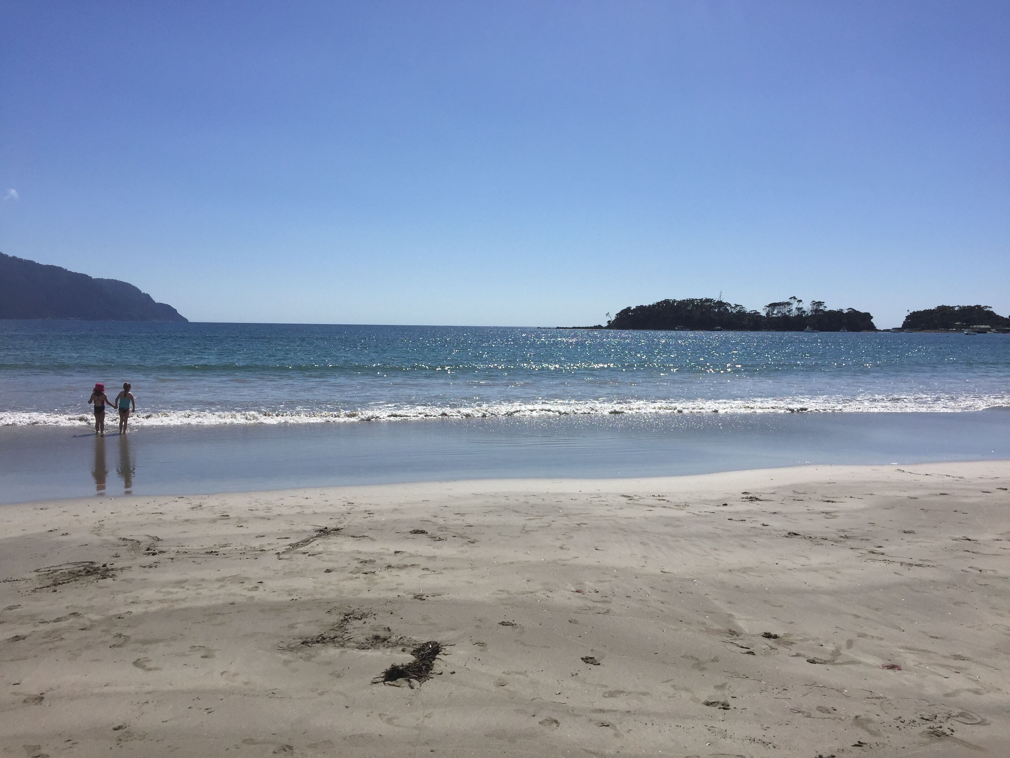 Lazy Days Beach House — image 27