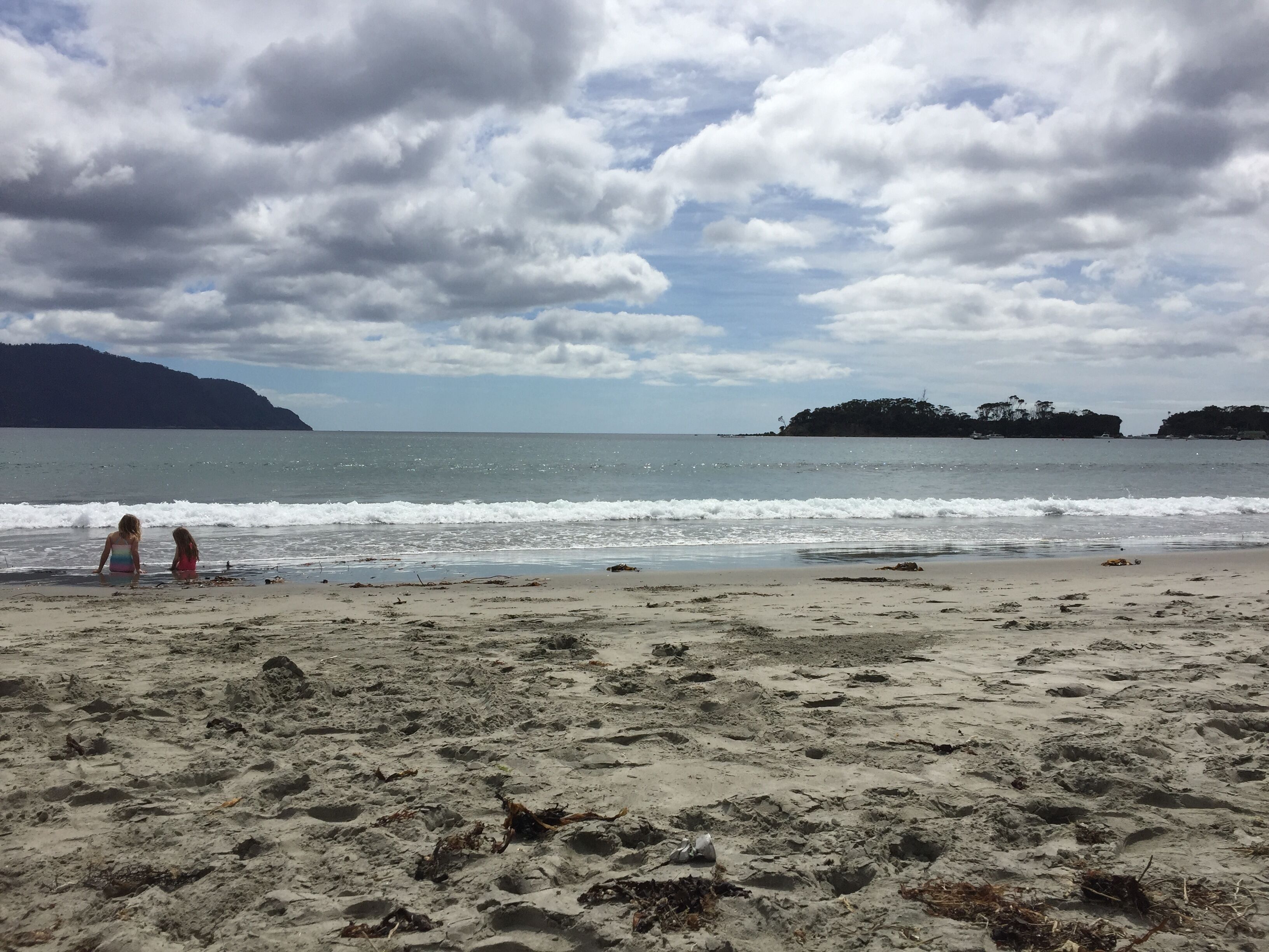 Lazy Days Beach House — image 29