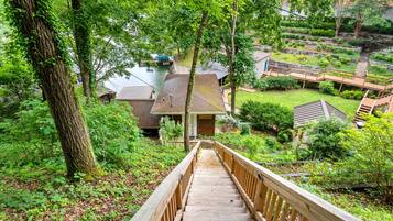 Enceinte de lâhĂ©bergement