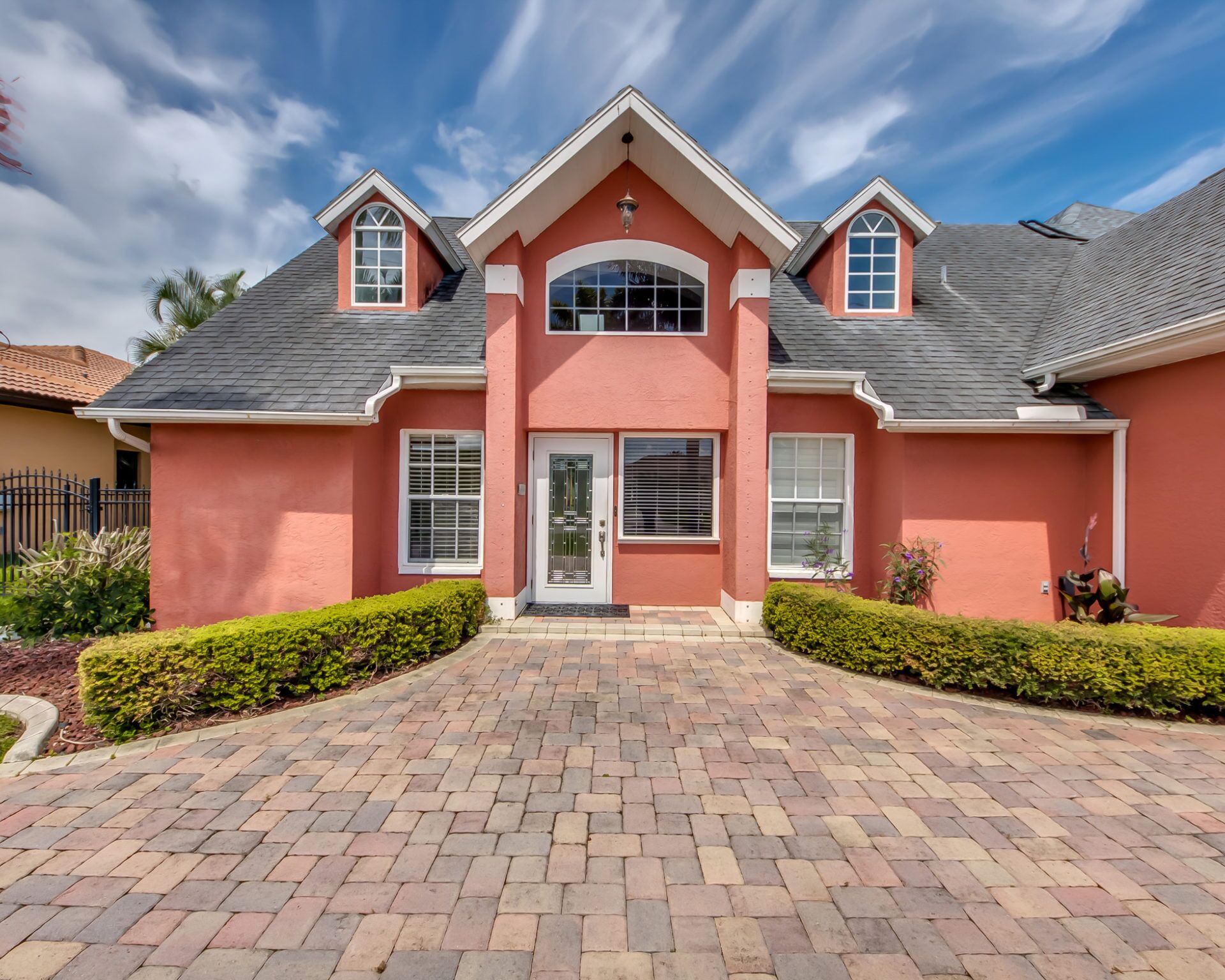 Villa Aurelia - Spacious - Direct Water Access