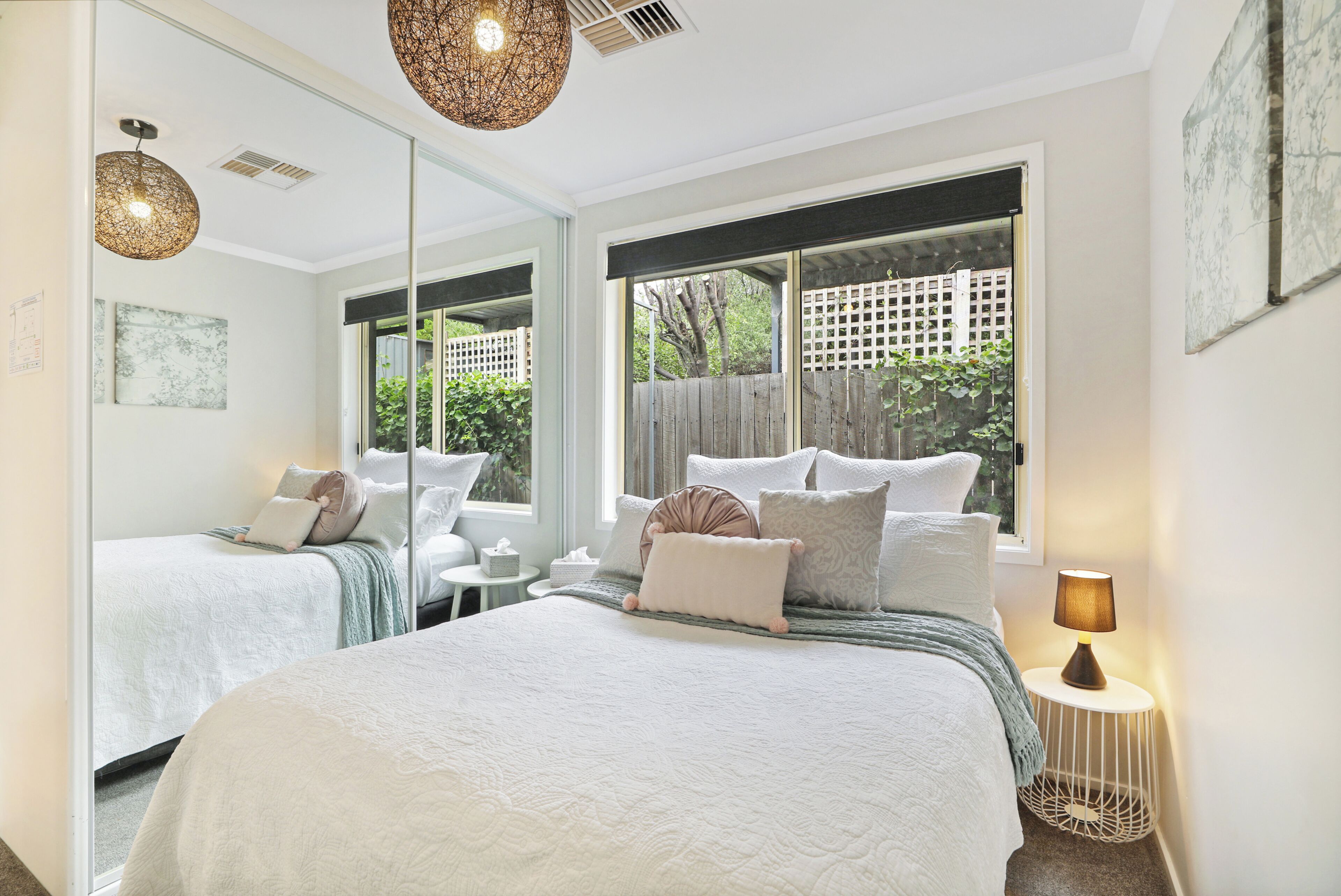 3 dormitorios, escritorio, tabla de planchar con plancha y wifi