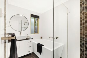 Shower, free toiletries, hair dryer, towels