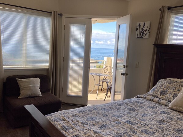 3 bedrooms, iron/ironing board, free WiFi, bed sheets - Great location! Easy beach access! Sleeps 12 (Pismo Beach)