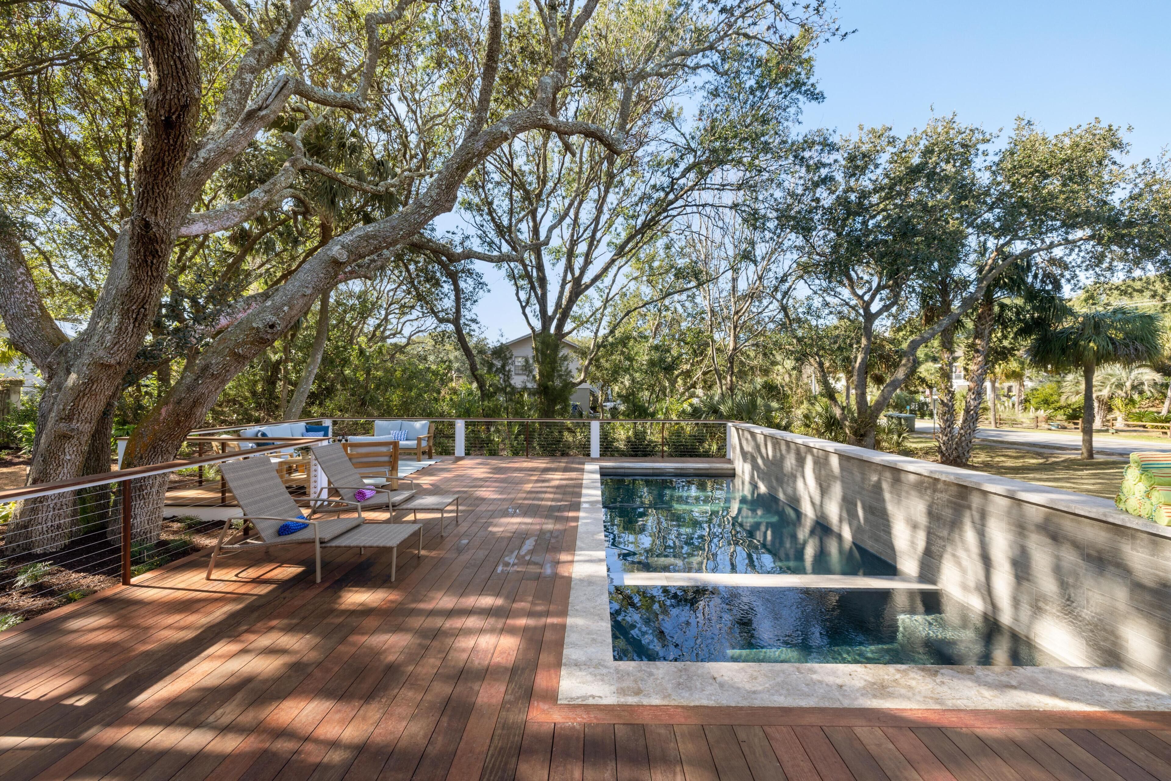 Heated Pool/Spa -Gorgeous 2024 Remodel, Bunk Room, 100 yards to Beach Access! 