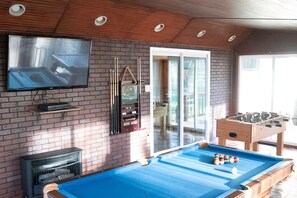 غرفة الألعاب