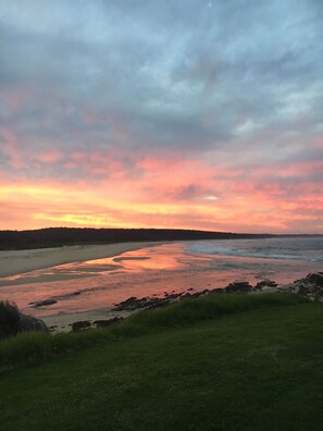 Beach nearby - Spectacular Ocean views from this perfect updated 60's Beach House (DALMENY)