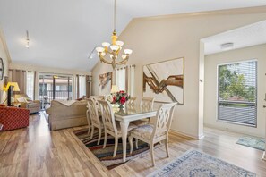 Interior - Sprinkle of Irish charm, beautifully updated, Siesta Dunes 8-205 (Siesta Key)