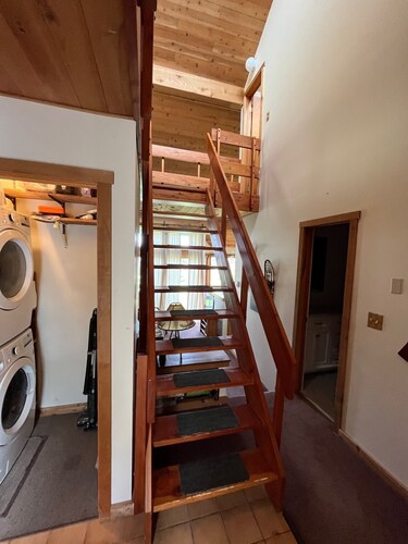 2 Bedroom Townhouse in front of Windham Mountain Ski Resort