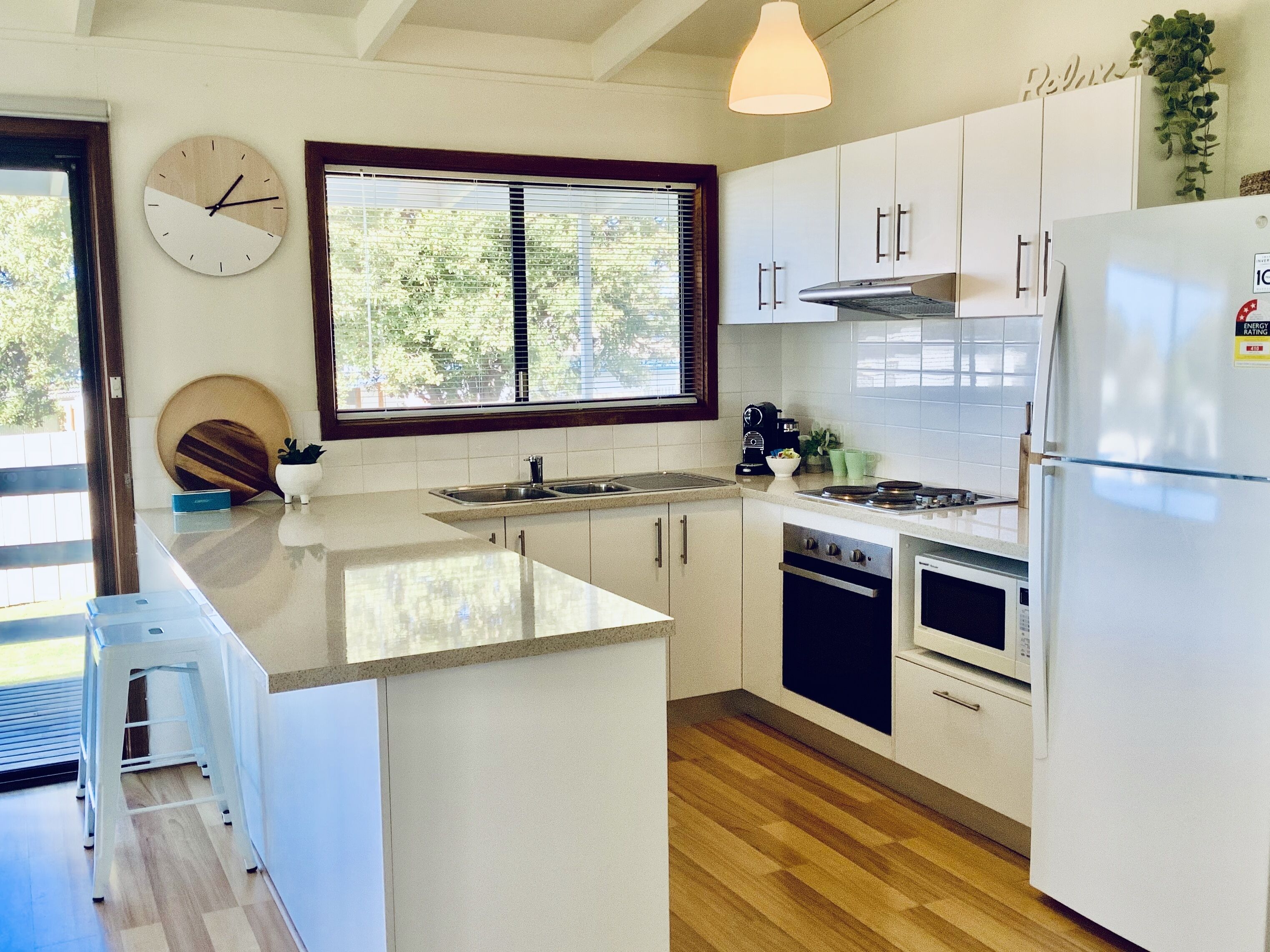 Great beach getaway with ocean views. \nGreat location. — image 5