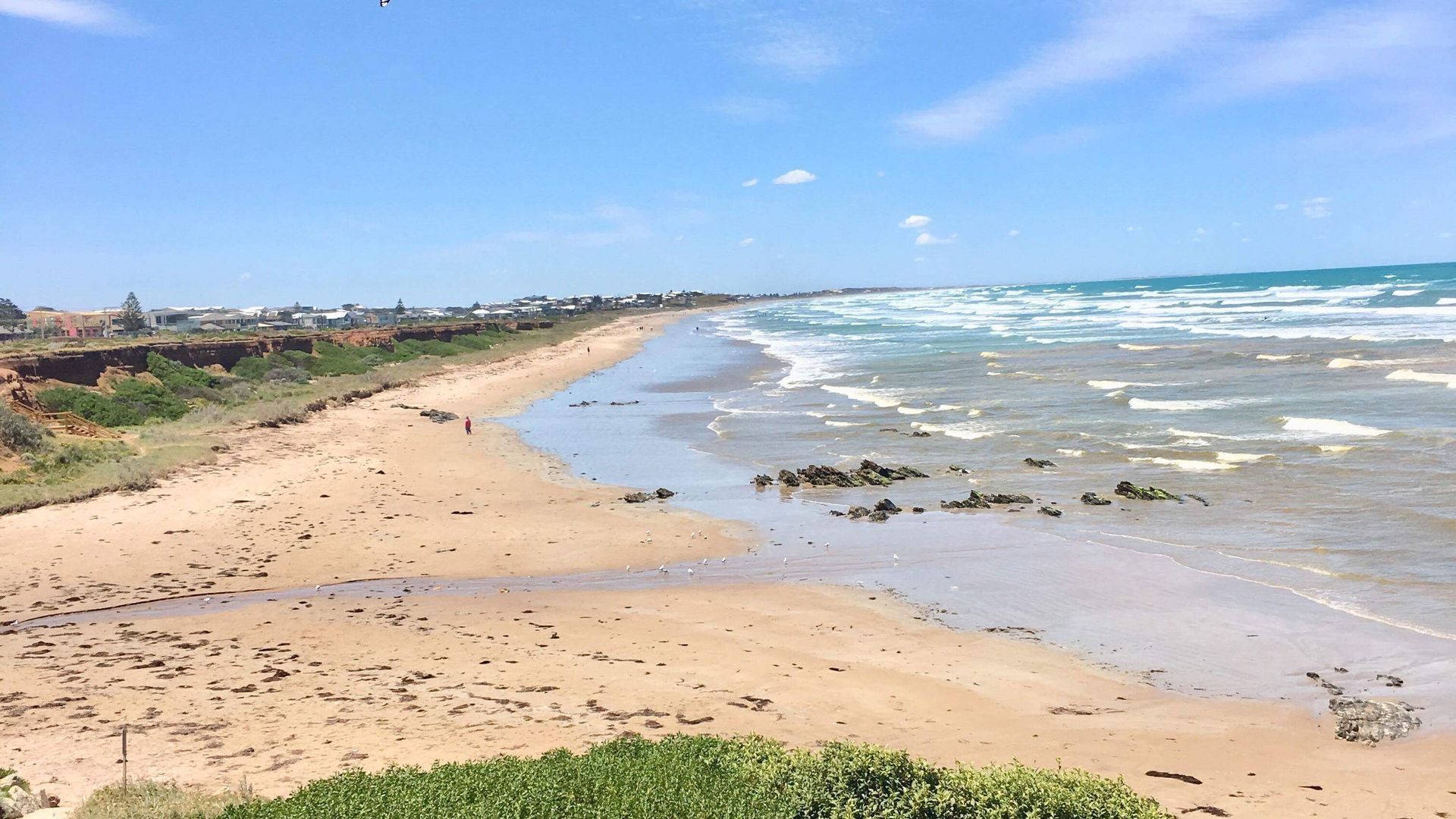 Great beach getaway with ocean views. \nGreat location. — image 23
