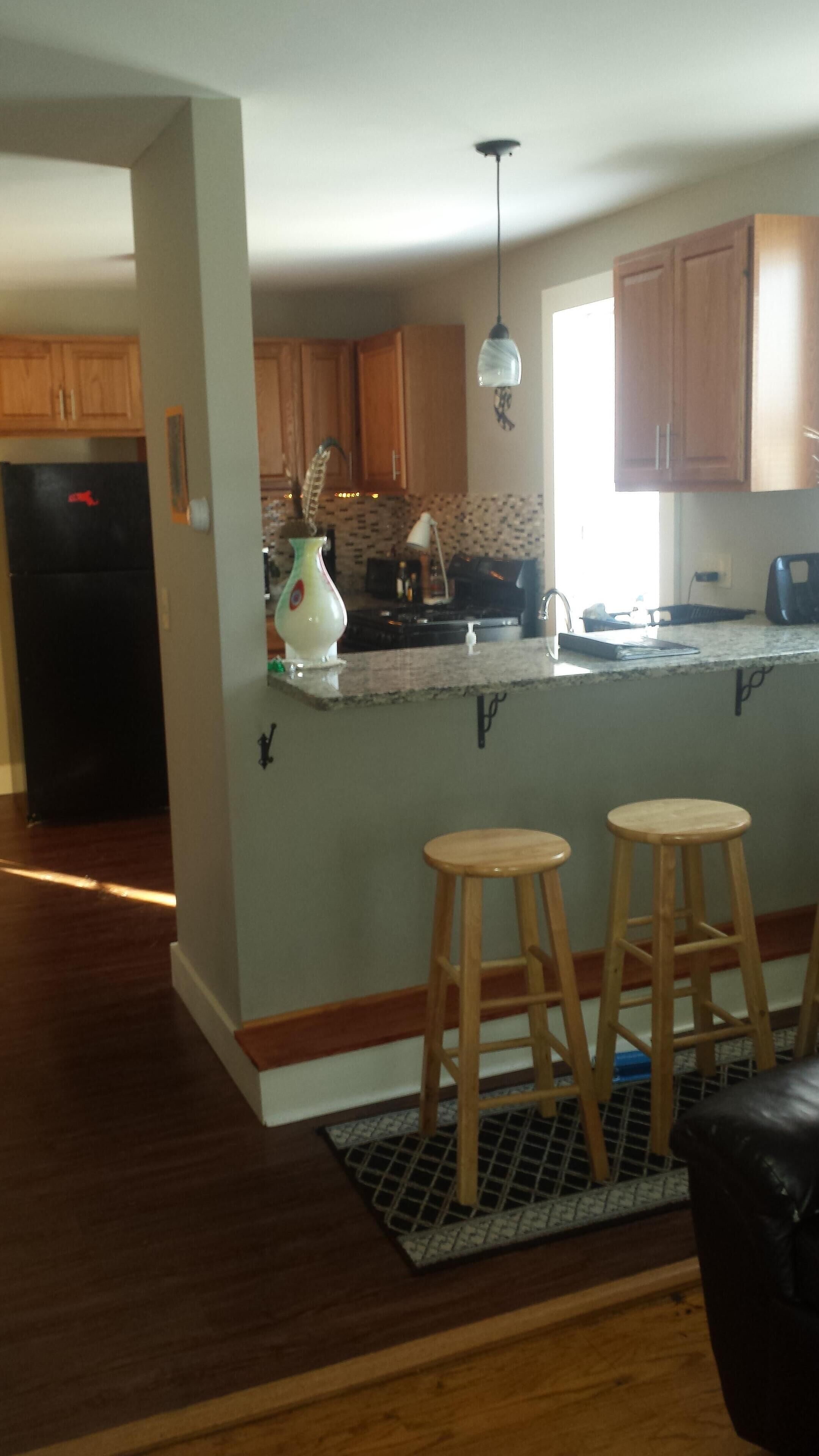 Beautiful Townhouse In Turners Falls!