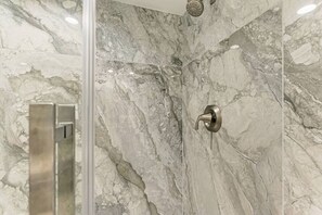 Hair dryer, towels - Sea Grape Inn #7 - Beachfront Property (Longboat Key)