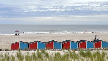 Beach nearby, sun loungers