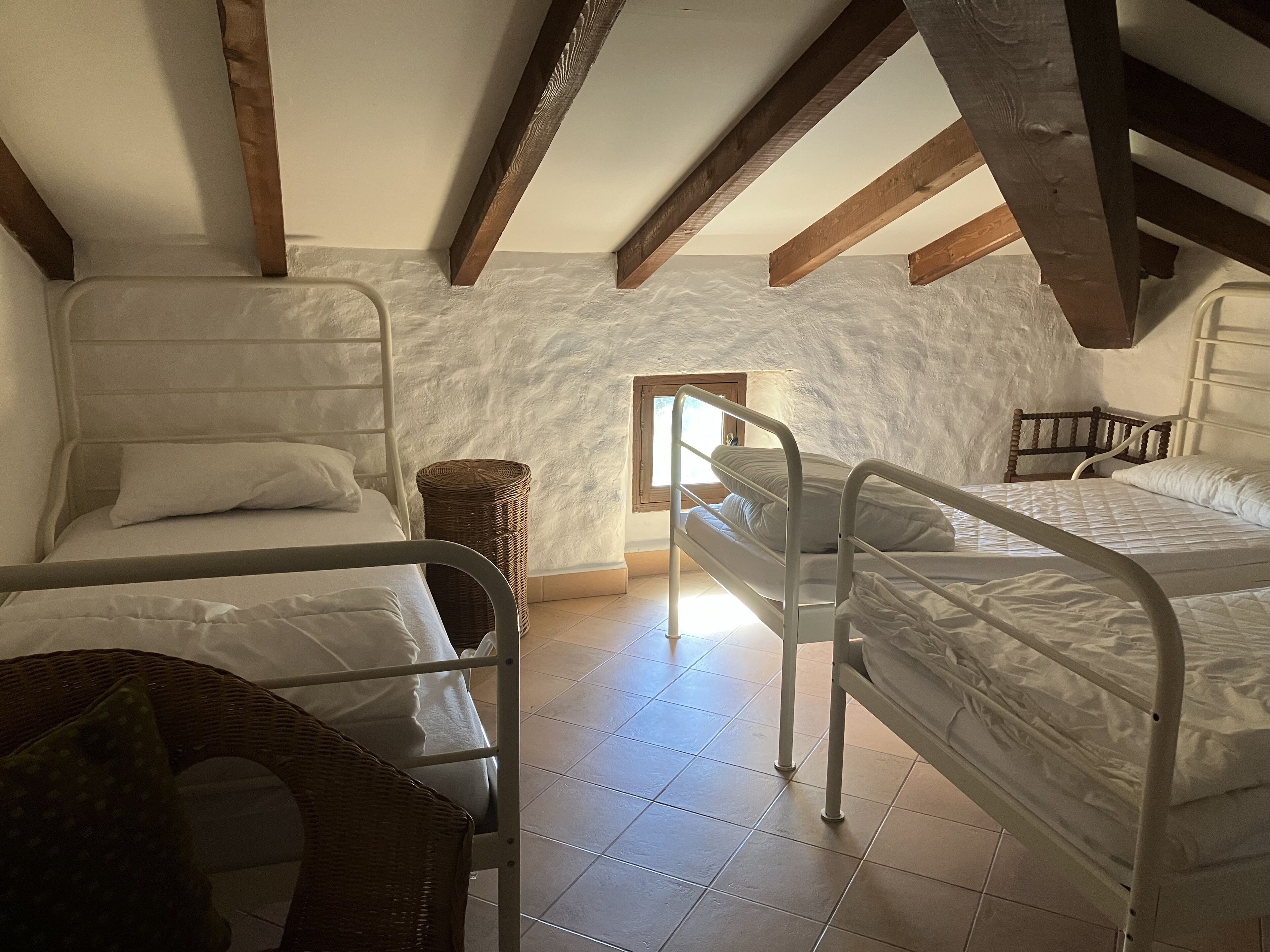 7 bedrooms, iron/ironing board, travel crib, free WiFi