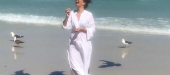 Rent beautiful 2 bedroom apt at a Fort Beach court.