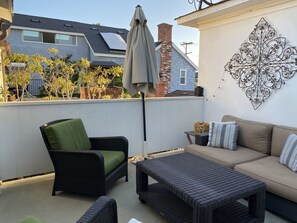 Property grounds - Immensely Charming Apartment on Balboa Island (Newport Beach)