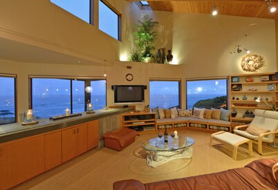 RIGHT ON THE OCEAN BLUFF with Romance and Luxury:  When ONLY THE BEST Will Do.. 