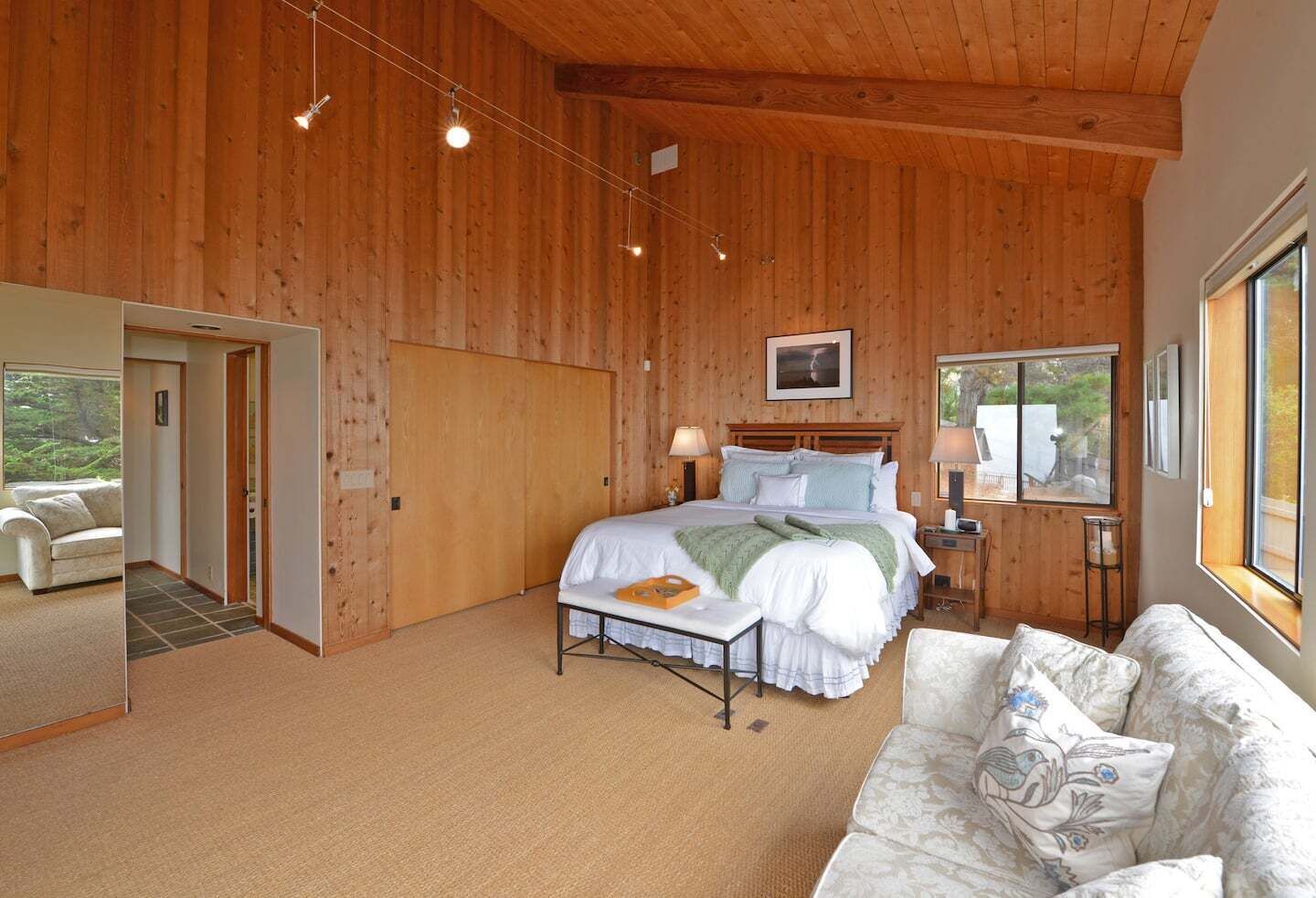 When ONLY THE BEST Will Do  (True Ocean Bluff with Romance and Luxury)