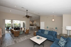 Smart-TV, leker og printere