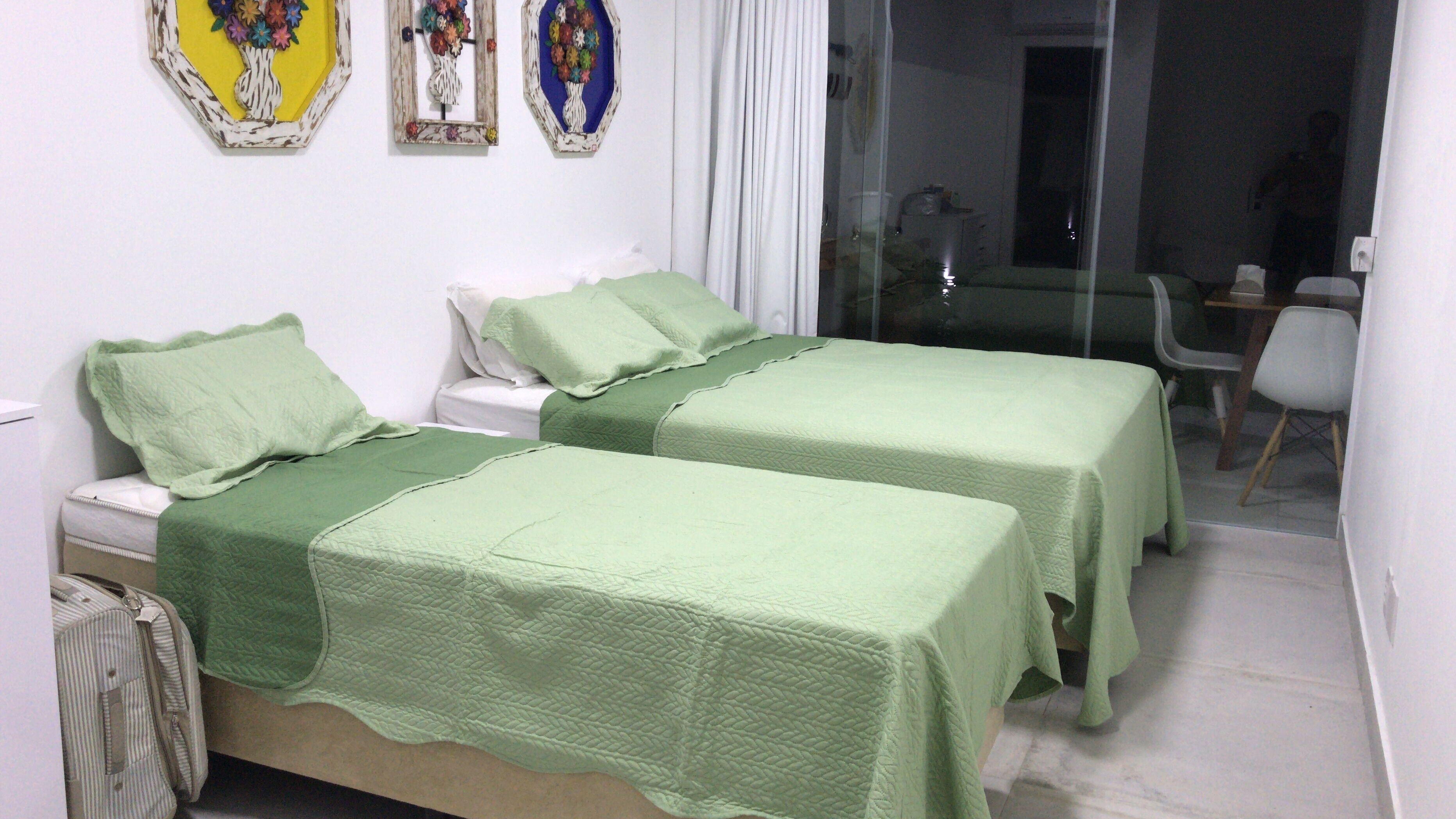 Itacimirim beach of Forte Pe in the Aegean, between Barraca Paperi and cond. Bali Bahia