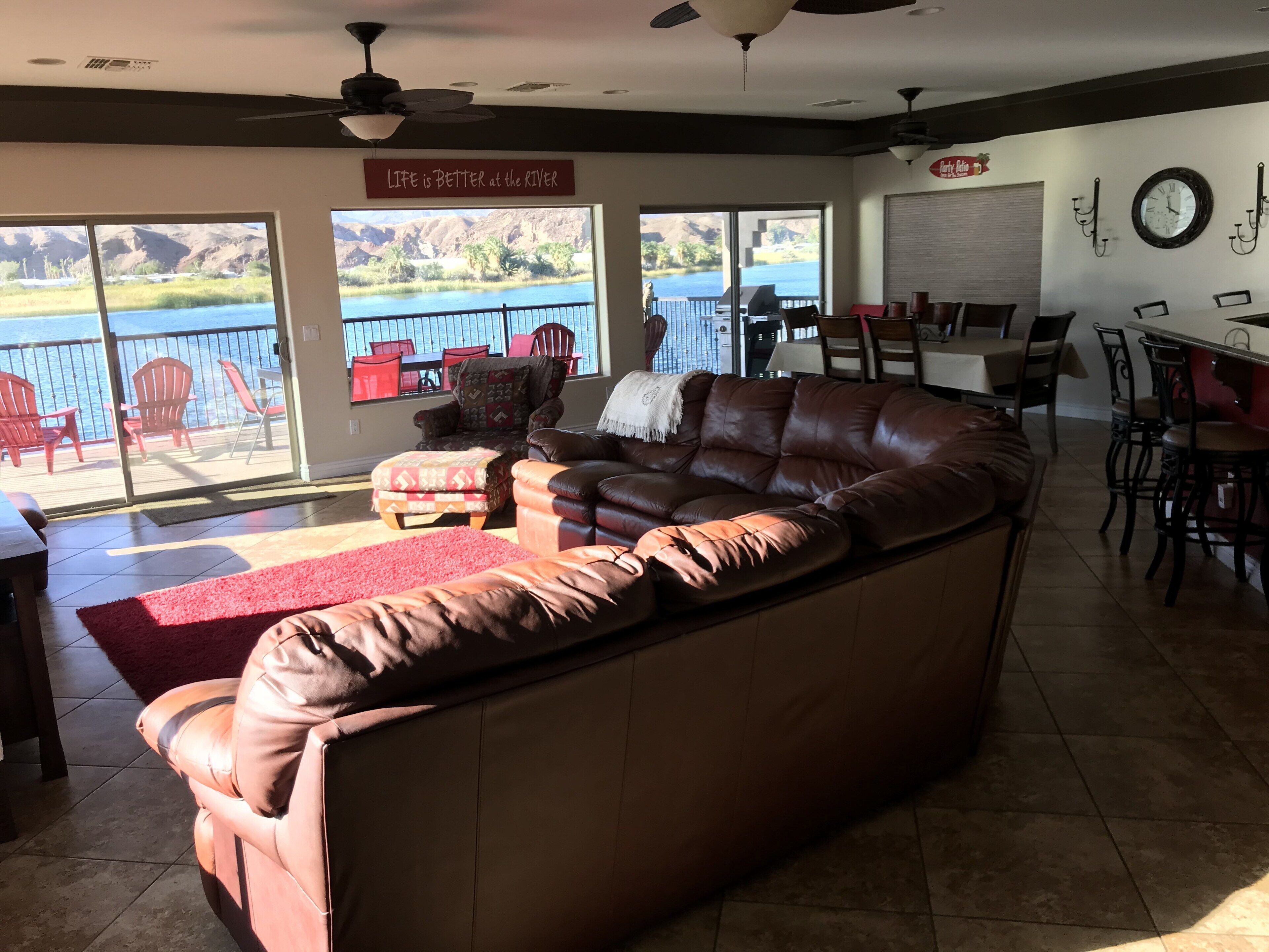 Parker Riverfront Getaway!