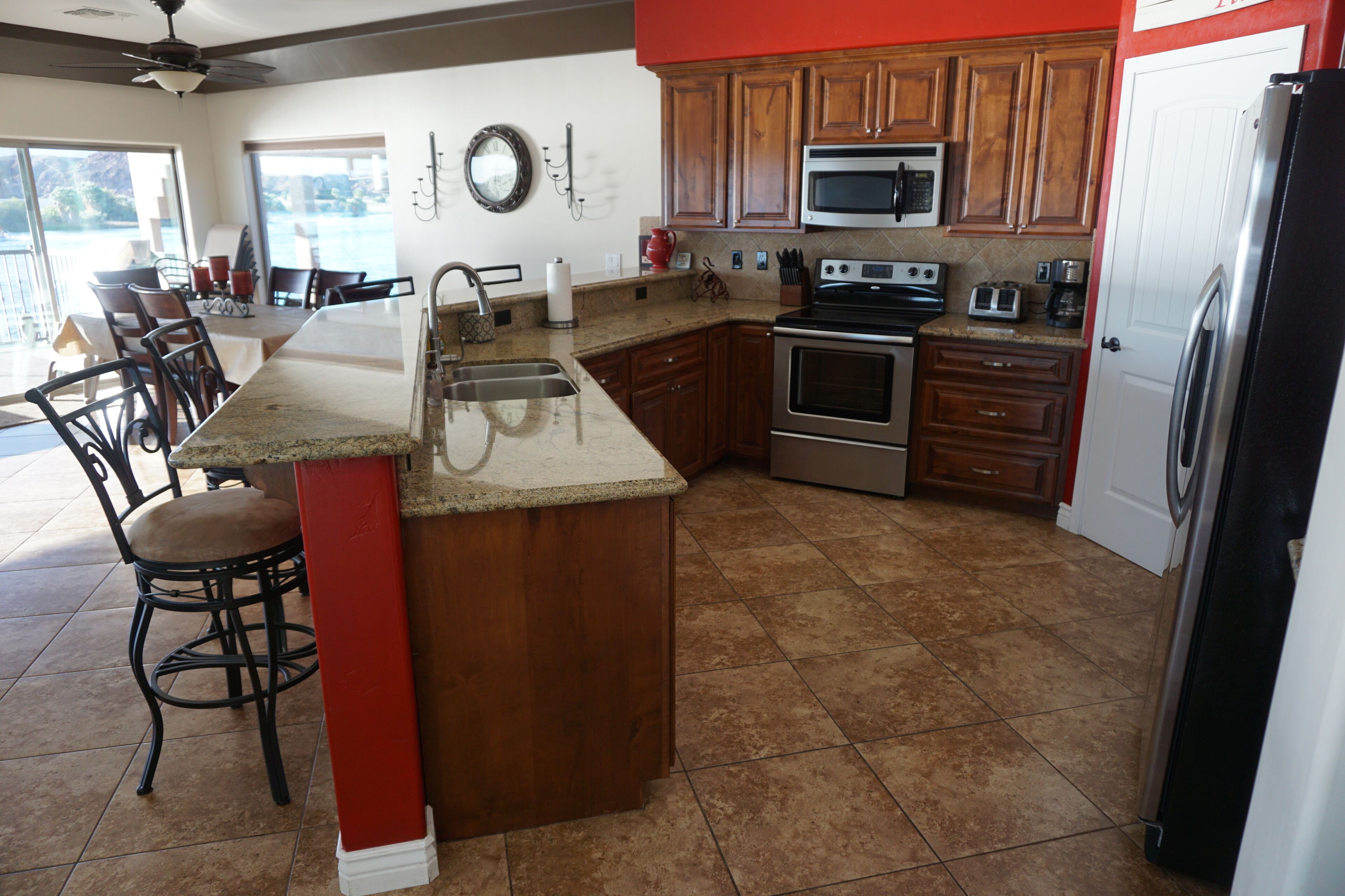 Parker Riverfront Getaway!