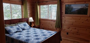 5 bedrooms, in-room safe, desk, iron/ironing board