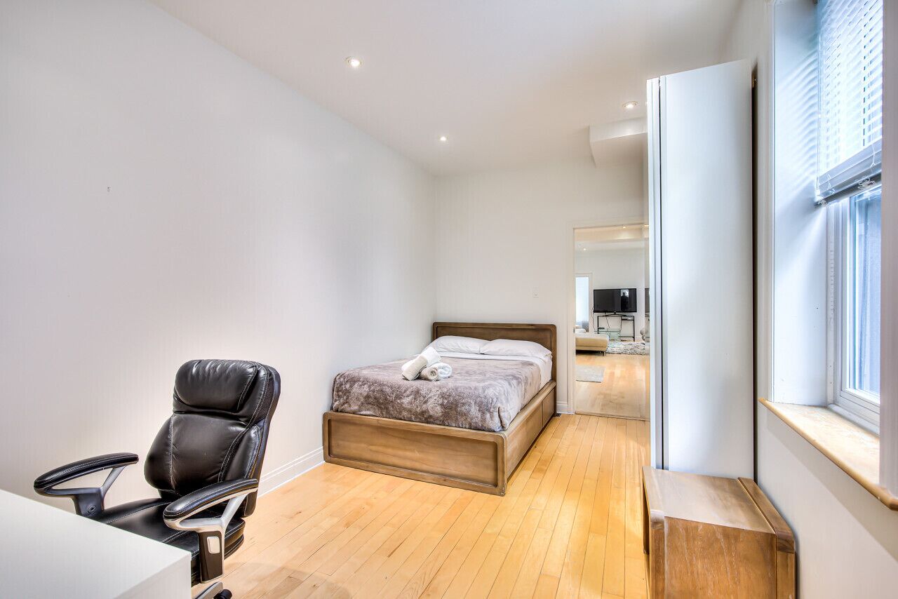 2 Floors Penthouse With Private Rooftop Terrace