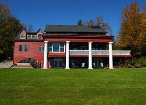 Exterior - Holiday Special! Hot tub, gourmet kitchen, Slopes 5 mins away, Come enjoy! (Tannersville)