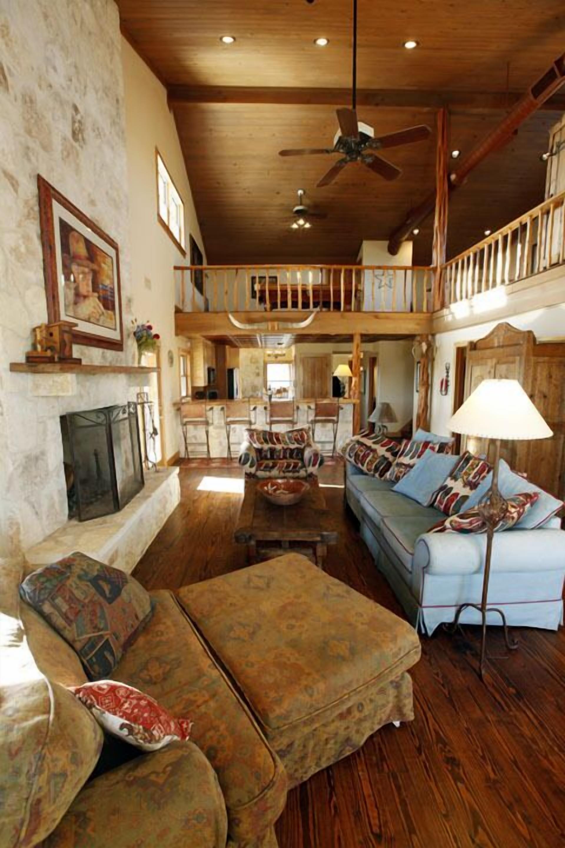 Bar None Ranch Booking  Fall 2023 Going Come Cool down in Spring Feed Chute!!!