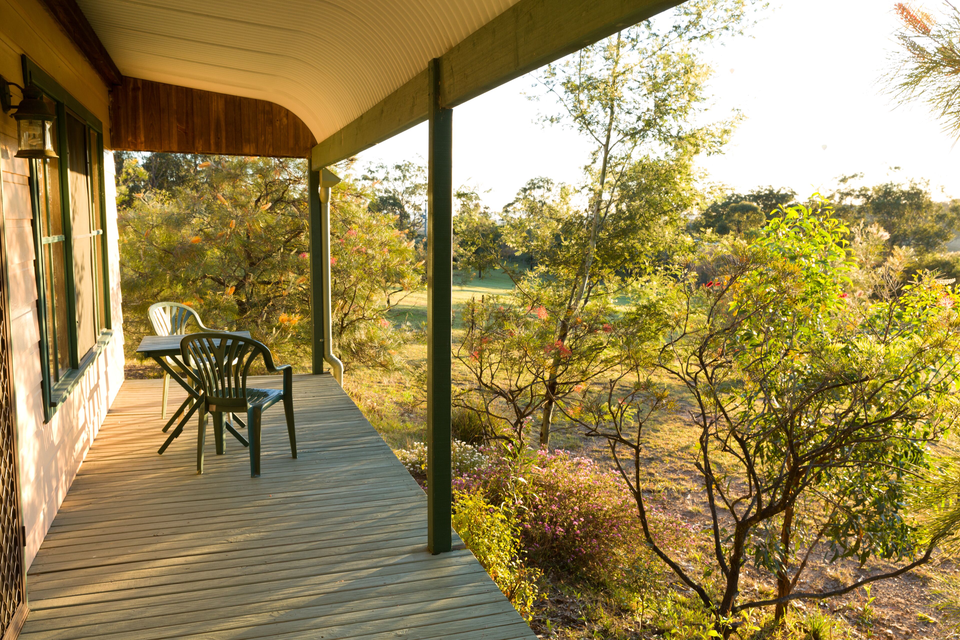 Sutherland cottage - vineyard getaway — image 7