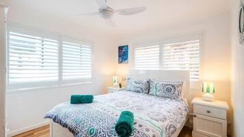 2 bedrooms, travel crib, free WiFi, bed sheets